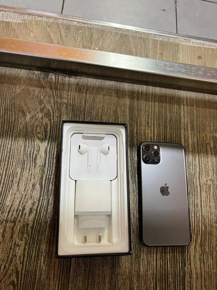 iphone 11 pro max 256gb tower new
