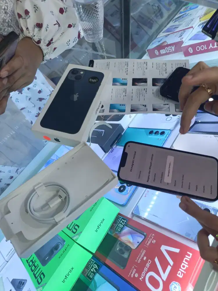 iPhone 13 cicilan baru
