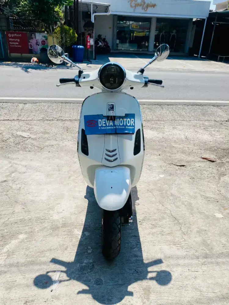 Primavera iget putih Deva motor