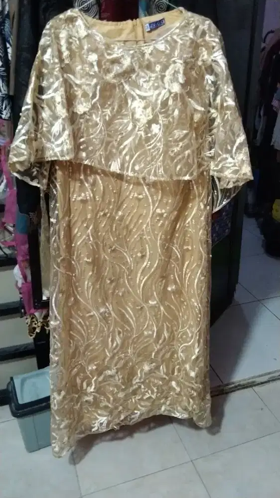 Kebaya warna cream