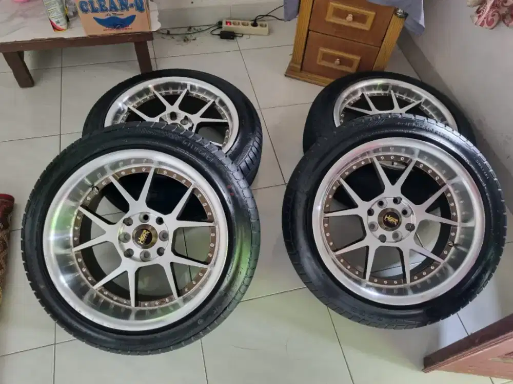 velg racing UK.18