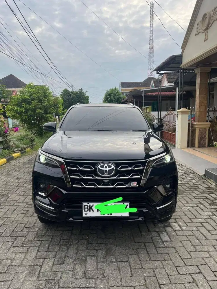 Jual Fortuner 2.8 Gr Mulus
