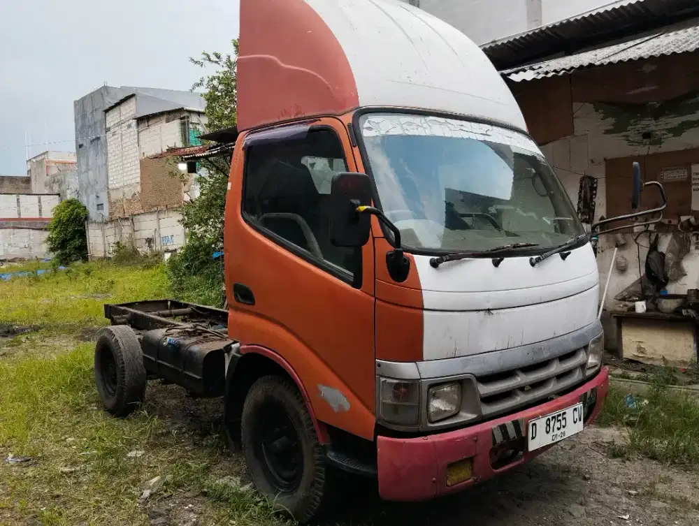 Dyna engkel 4roda thn 2005 tgn. 1