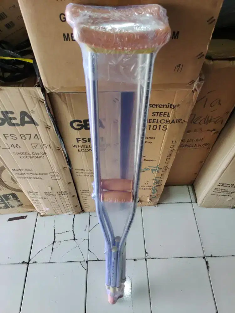 Kruk Ketiak GTT M