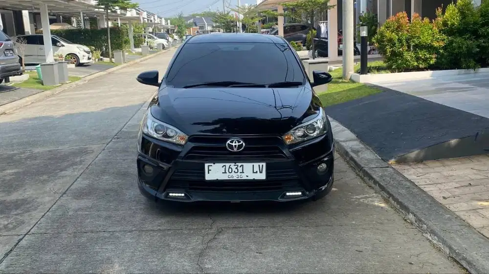Toyota yaris s at sportivo 2015,Dp 5 juta,bergaransi