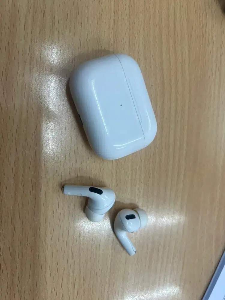 AIRPODS PRO (APPLE ASLI)