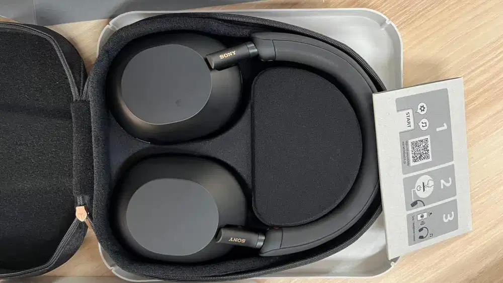 Sony WH-1000XM5