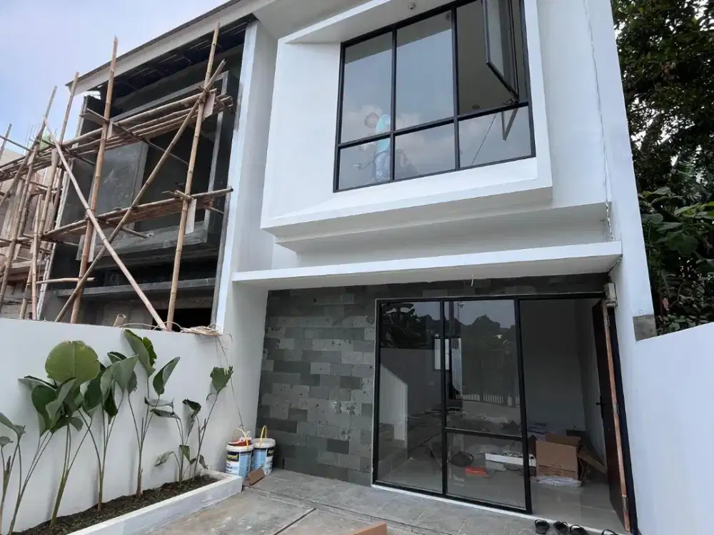 Rumah READY dengan Tanah Super Luas dekat Tol JORR Jatiasih