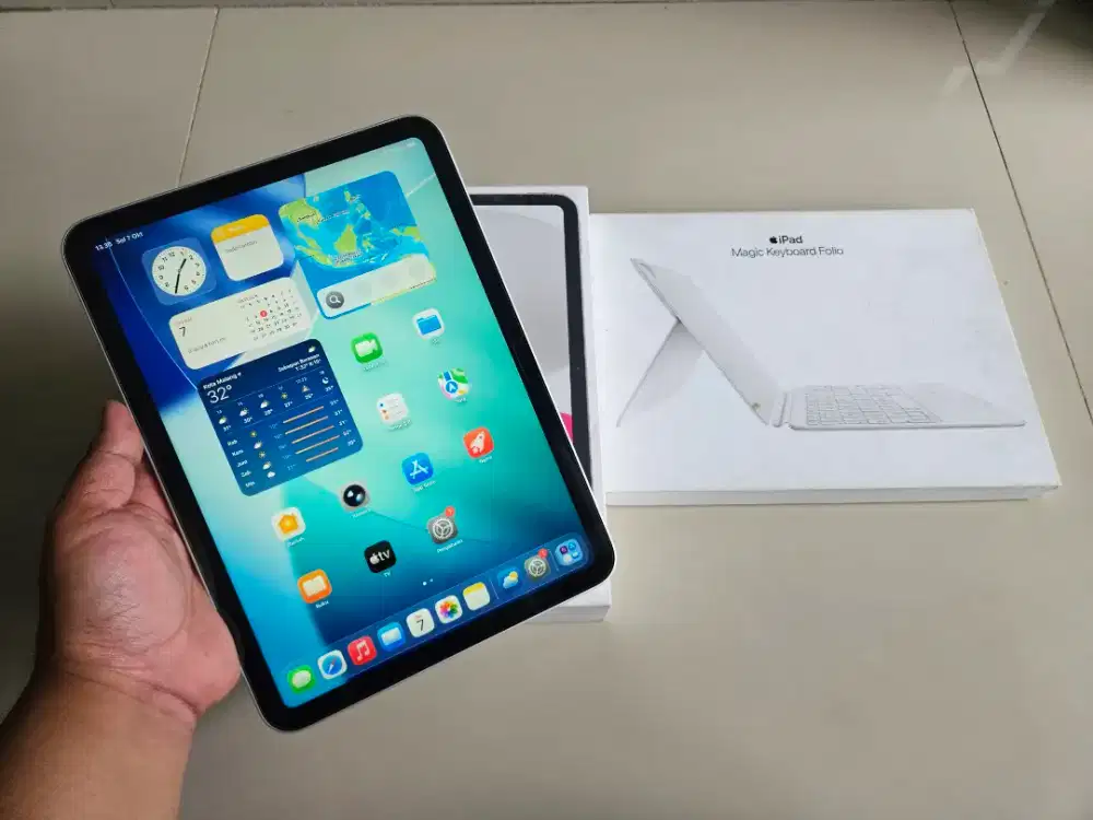 iPad 10 256gb Ibox Seminggu Pake + Apple Magic Keyboard Folio
