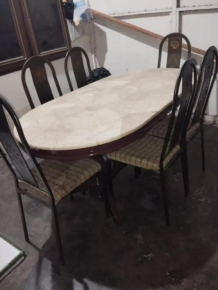 Meja Makan Mamer Asli & kursi motif yg modis