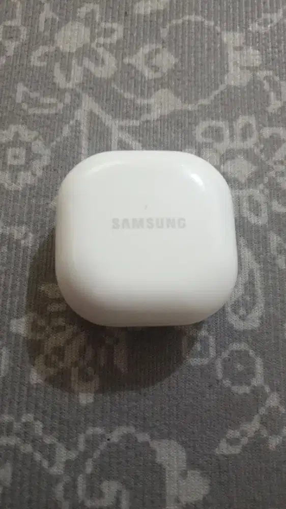 1.Airbud samsung