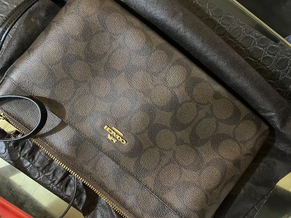 Tas coach wanita asli original 100% masih ada dustbag juga