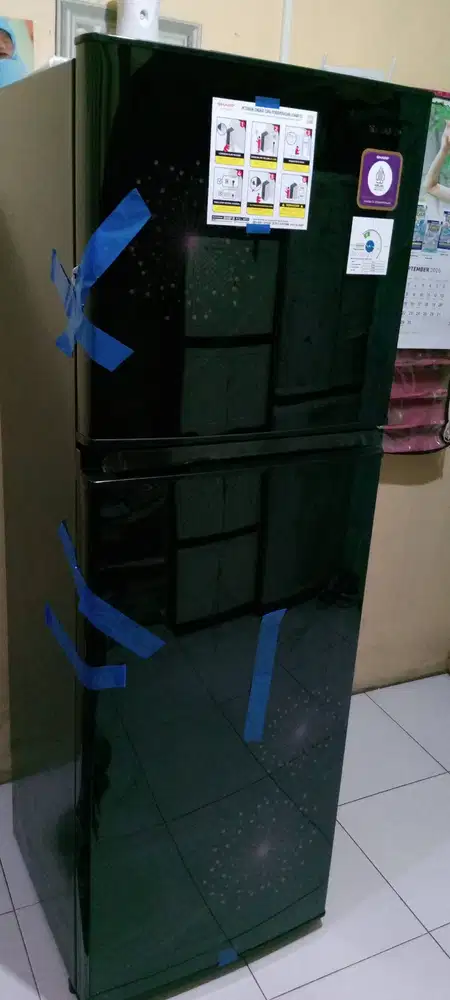 Jual cepat kulkas Sharp 2pintu
