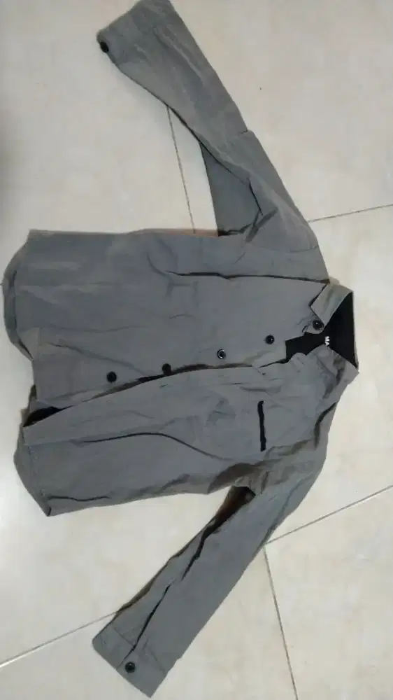 Kemeja anak warna abu abu