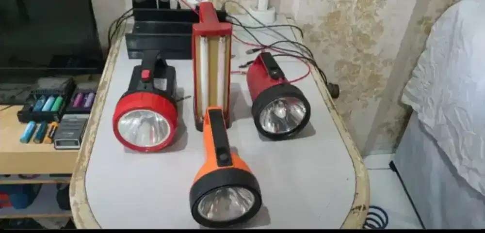 Senter | lampu sorotan | lampu penerangan