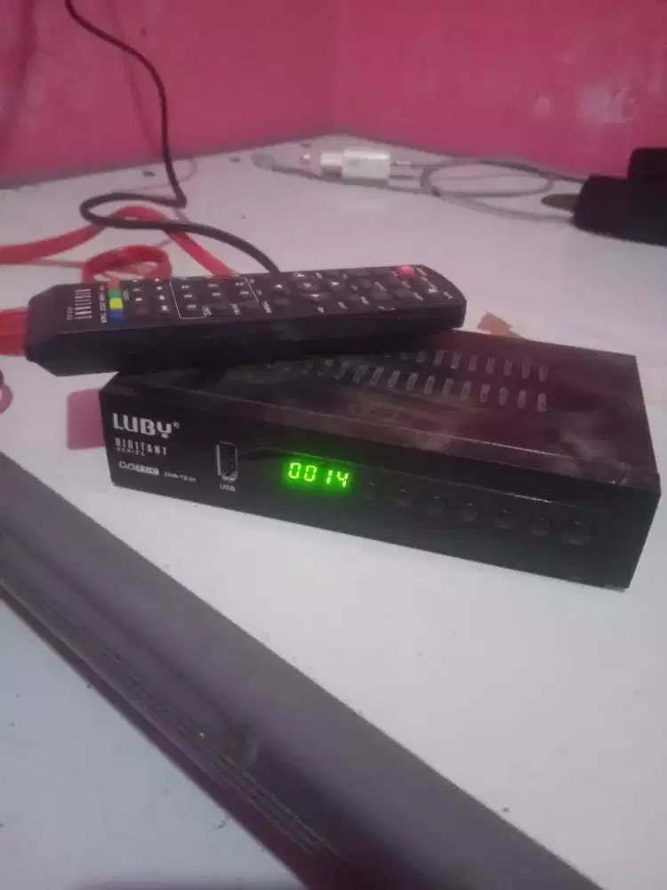 Set top box merek luby