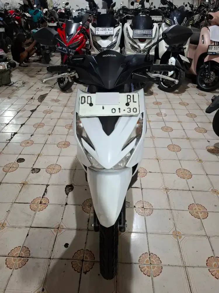 Honda beat new 110cc 2024 putih pemakaian 2025