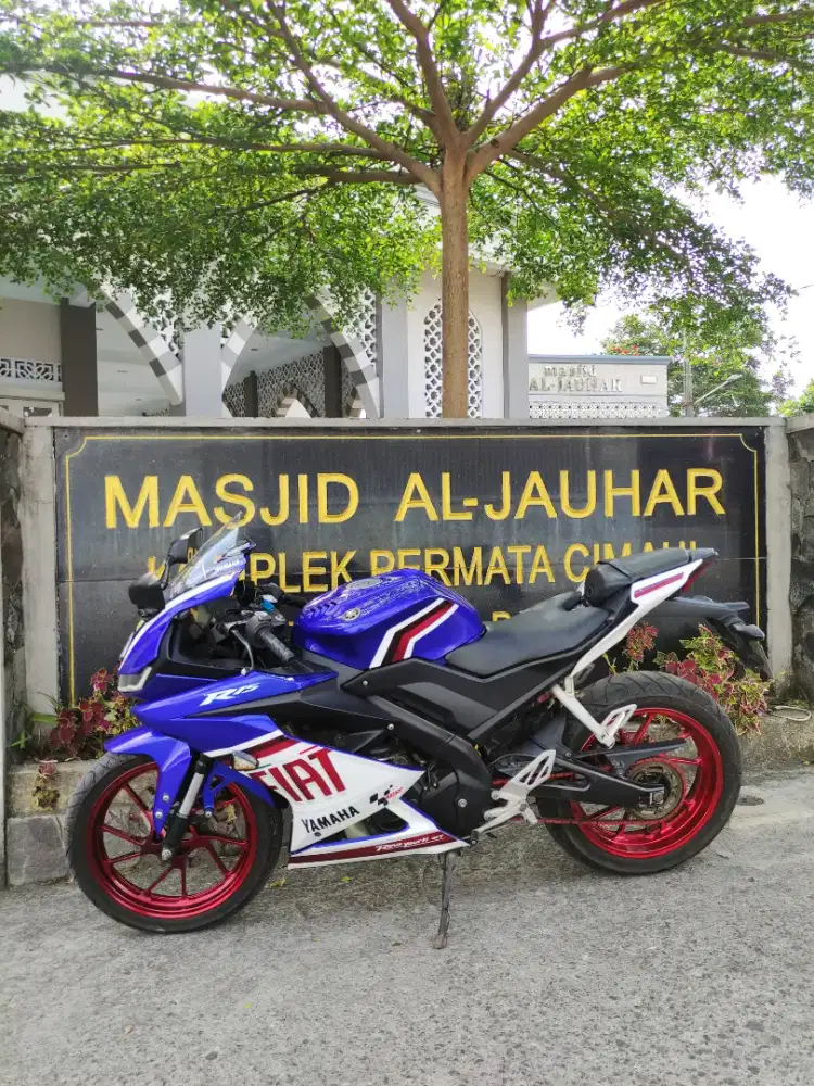 YAMAHA R15 V3 (2017)