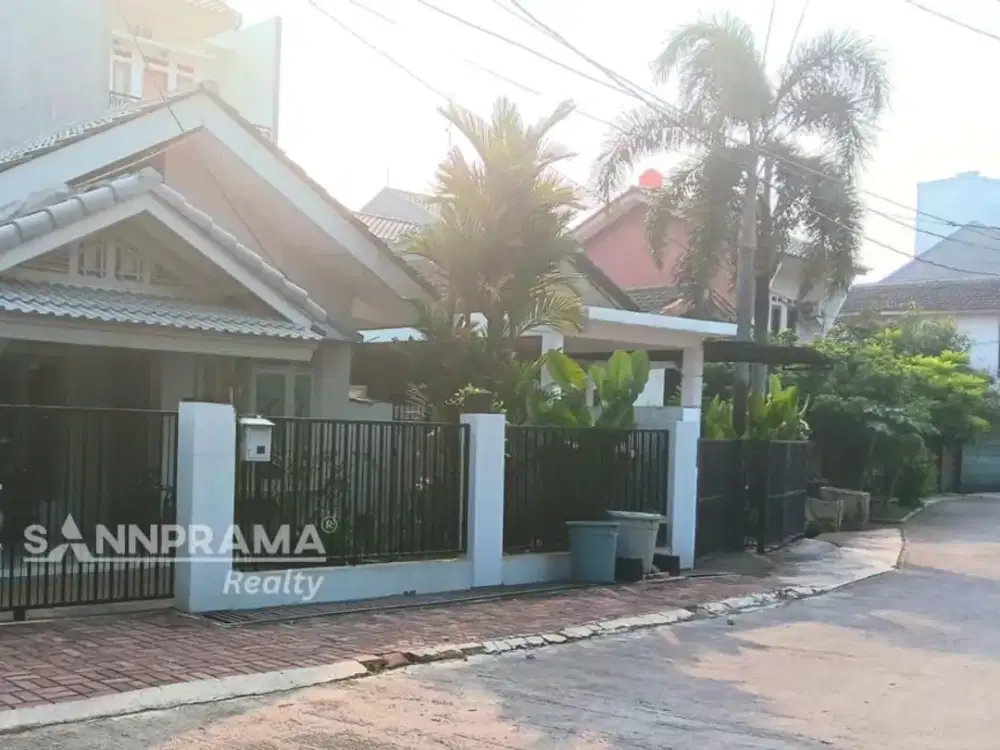 DiJual Rumah second dalam komplek Villa Bintaro Indah -ash