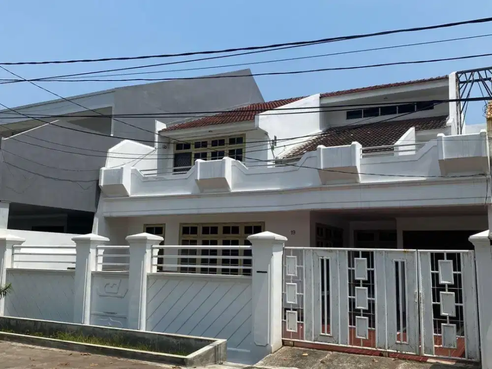 Dijual Rumah 2 Lantai di Muara Karang 10 Uk.12x25 Furnished SHM