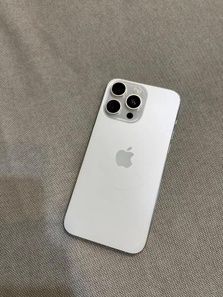 Iphone 15 Pro Max 1Tb White Titanium Ex Garansi Resmi Ibox