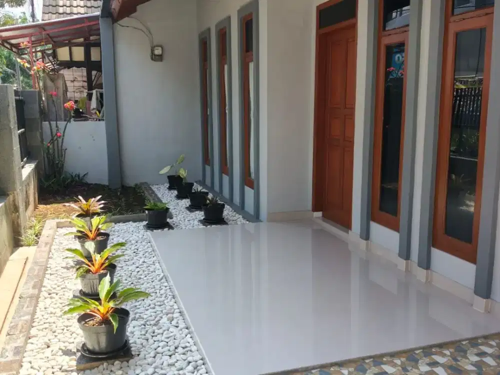 Disewakan Rumah 2 Lantai Sudah Rapih Banget Di Riung Bandung
