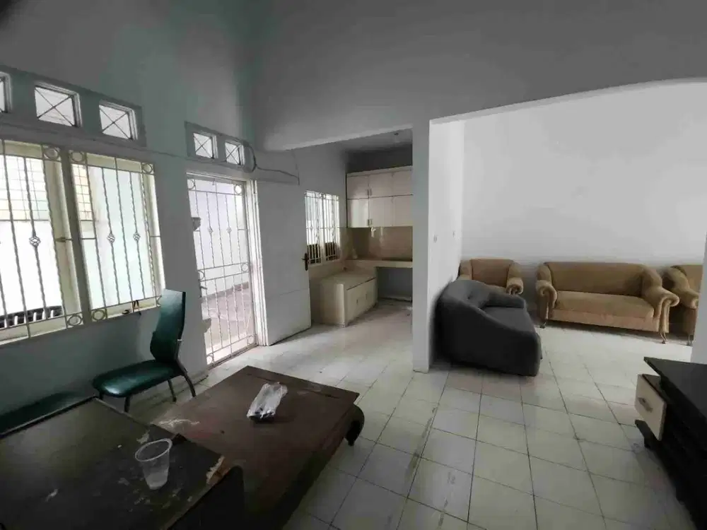 Dijual Rumah di Komplek Cemara asri Jl duku