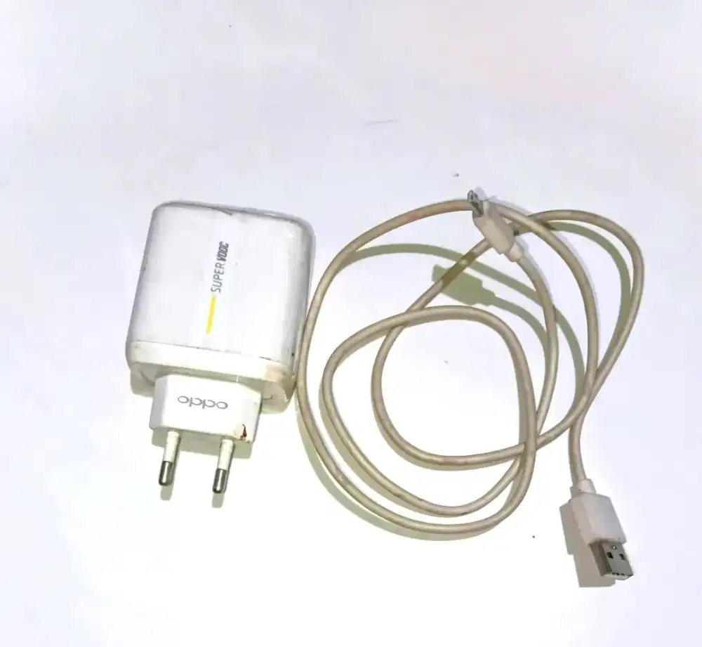 Charger Oppo Ori ( preloved )