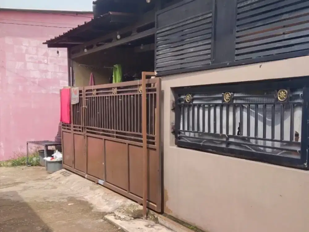 Dijual murah rumah di kelurahan Cimuning Mustika Jaya Bekasi Kota