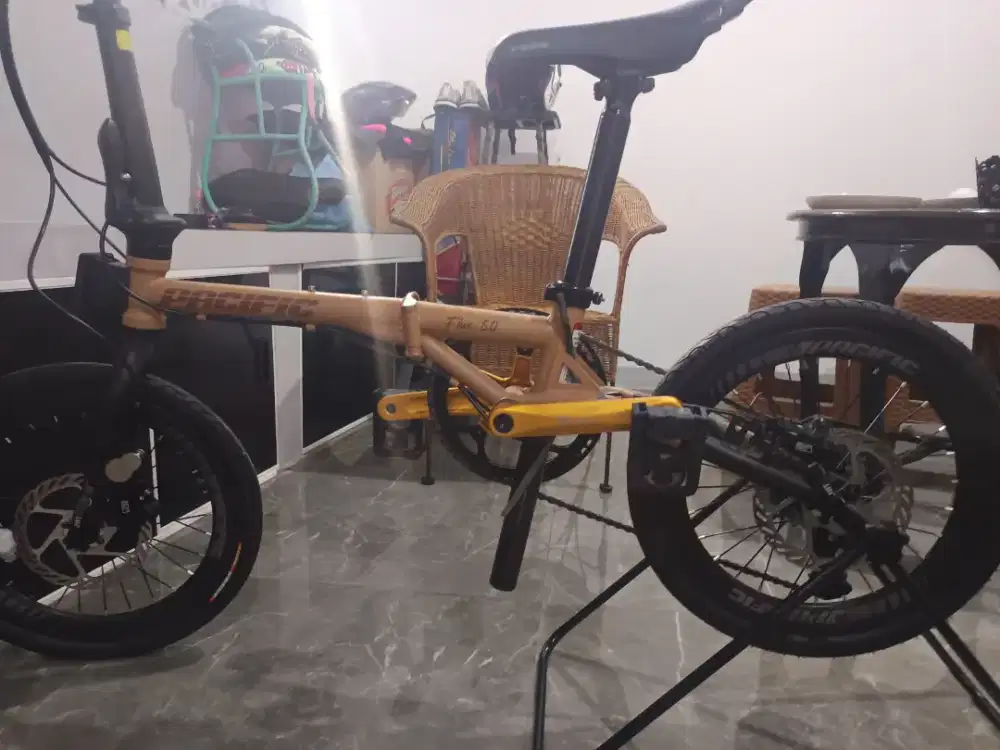 Sepeda lipat Pacific flux hidrolik