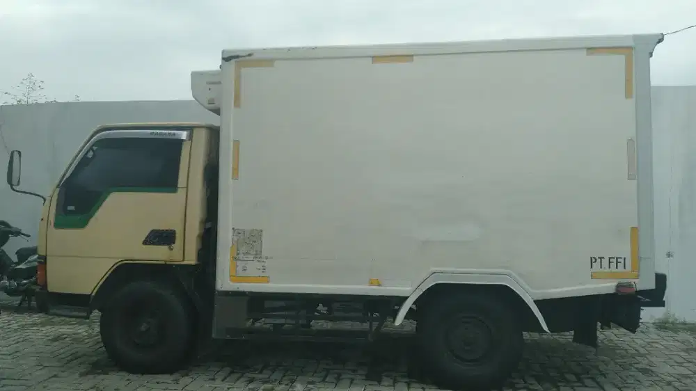 Truck ColtDiesel 2006 ThermoKing