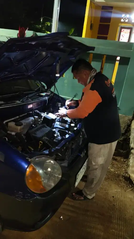 Montir Mobil panggilan Cibarusah' Bekasi kabupaten