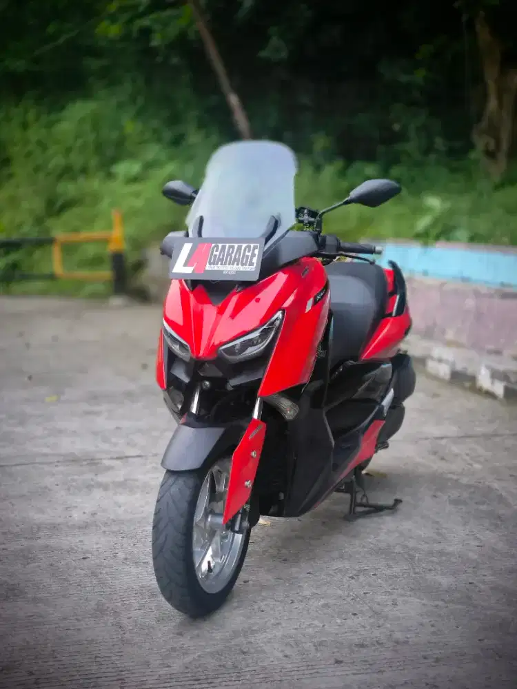 YAMAHA XMAX 250 OLD 2022 RED SOLID SUPER MULUS