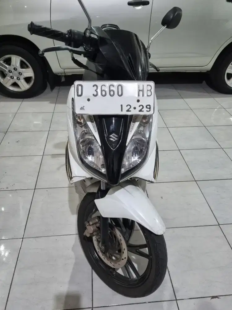 SUZUKI SKYWAVE 2009