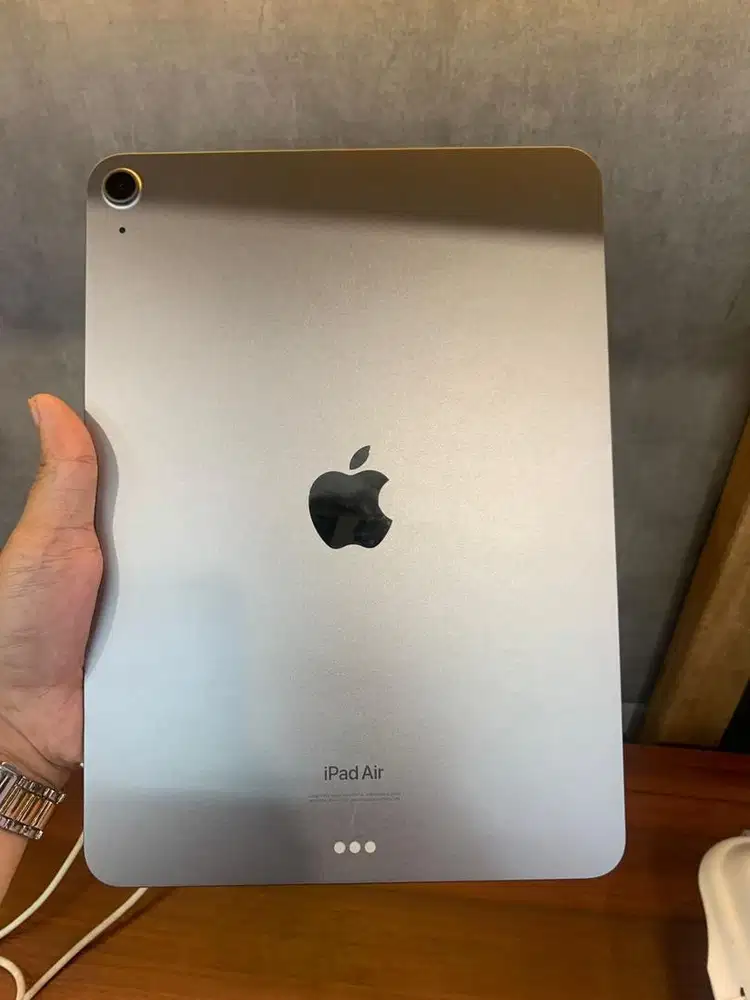 Apple iPad Air 6 M2 11inch 128GB GaransiiBox 22/02/2026 bh 100%