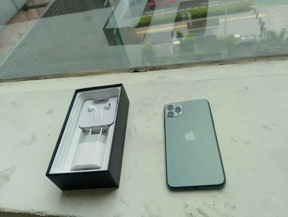 Iphone 11 pro max 256gb hanya satu saja