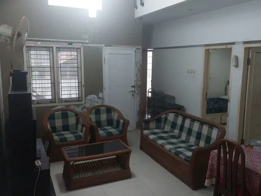 Dijual dan Disewakan Rumah Hunian Nyaman dan Asri Furnished Lokasi Strategis di Margahayu Raya Bandung