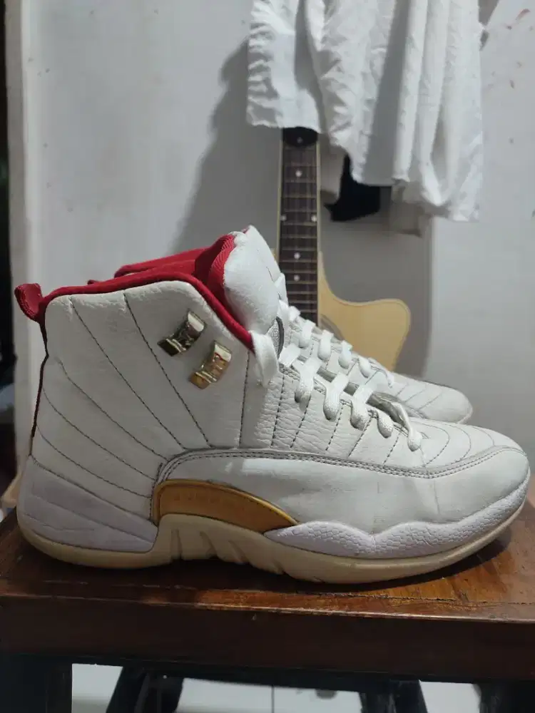 Air Jordan Retro 12