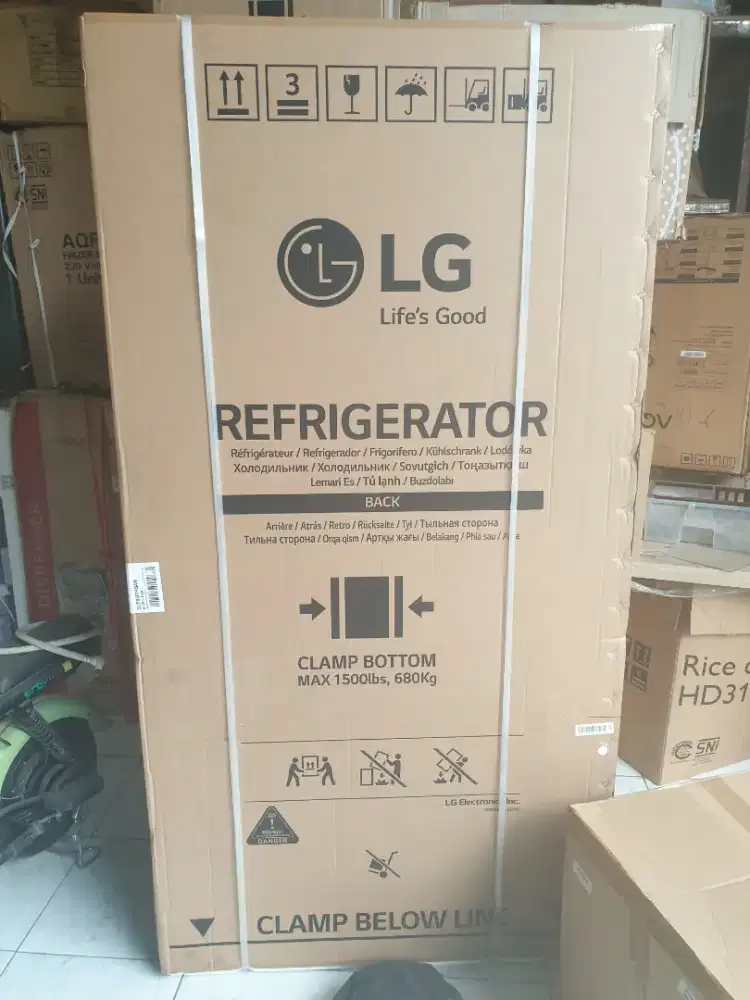 Kulkas side by side lg type GCB507PQAM