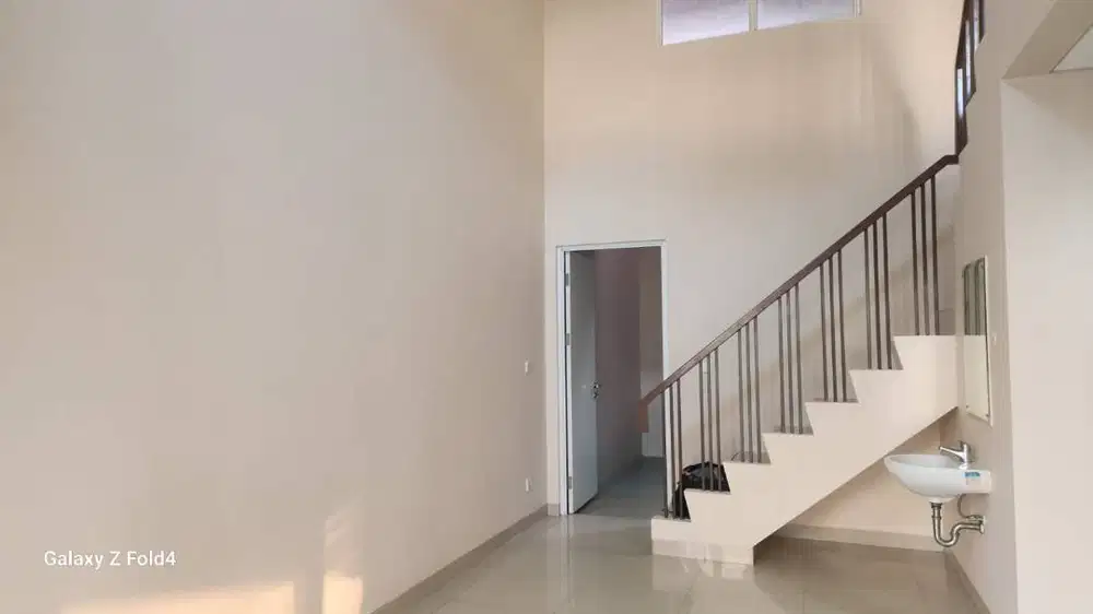 Disewa Rumah Siap Huni 2 Lantai di Cluster Yarra, Cakung