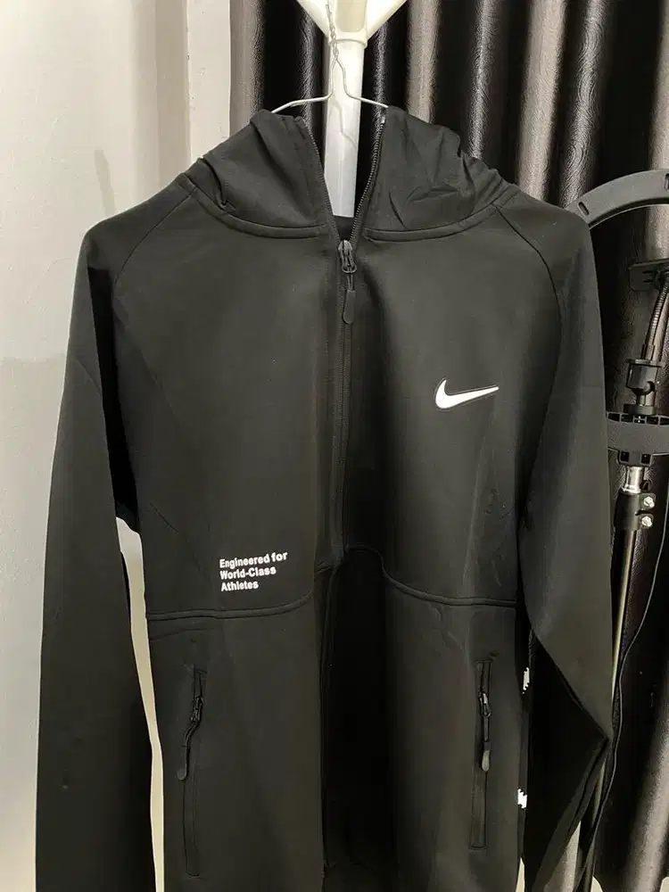 Jaket nike dry fit