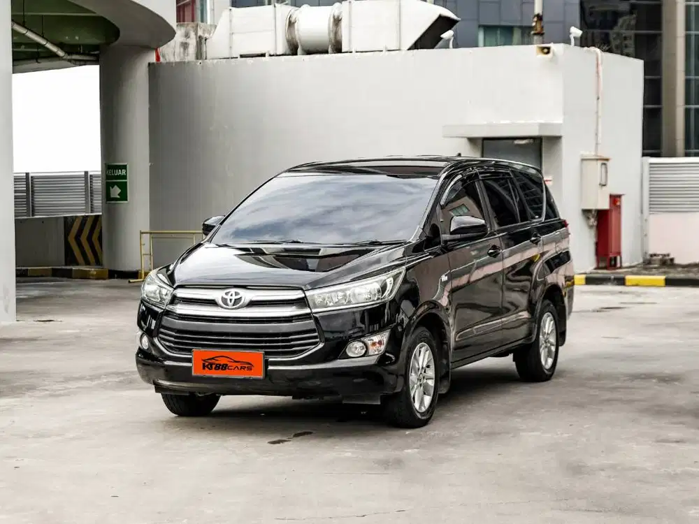 Innova  G 2.0 AT Hitam 2018