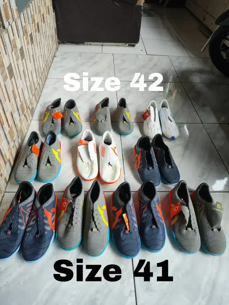 Sepatu Futsal baru