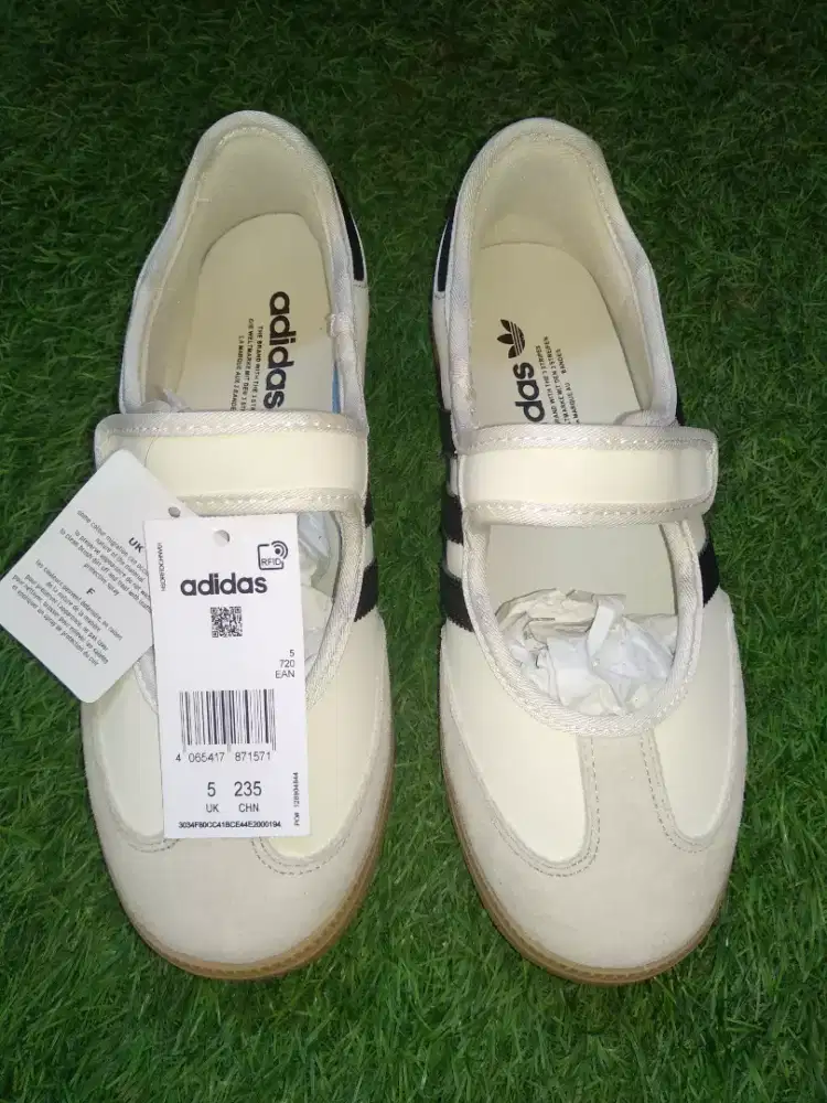 Dijual sepatu Adidas samba Jane cream list black full box size 38