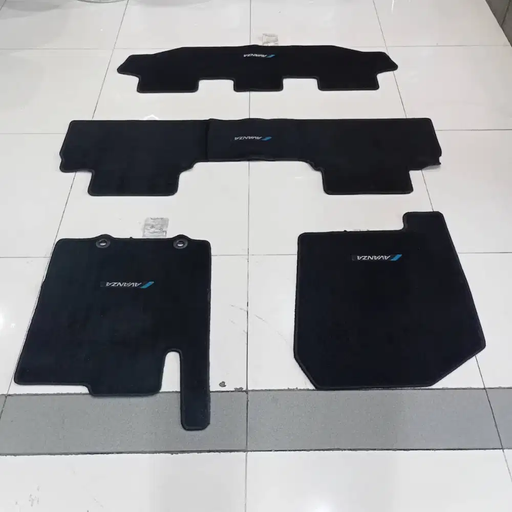 Karpet Mobil Avanza Original Copotan OEM Toyota – Kondisi Mulus