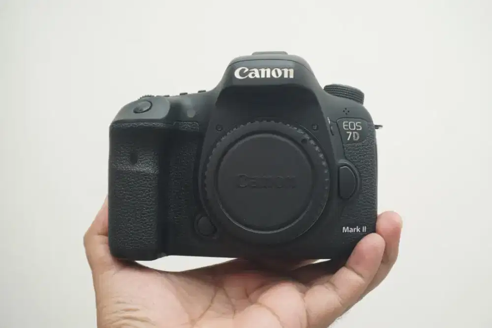 CANON 7D MARK II SC 18xxx BODY ONLY BO 2 Kamera EOS DSLR PRO 7DII