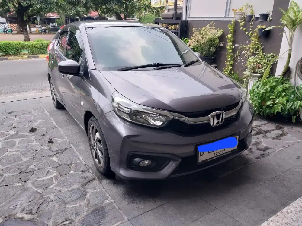 Brio Satya 1.2 E CVT 2019, Km 23rb ongoing, Abu-abu Metalik