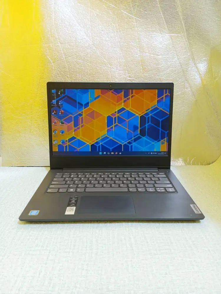 Lenovo IP Slim 3 Pentium 6405U Ram 8Gb Ssd 256Gb Siap Pakai