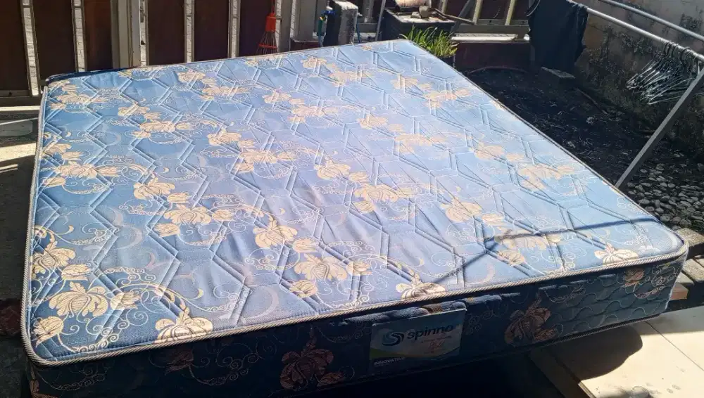Kasur spring bed 180 x 200 bekas
