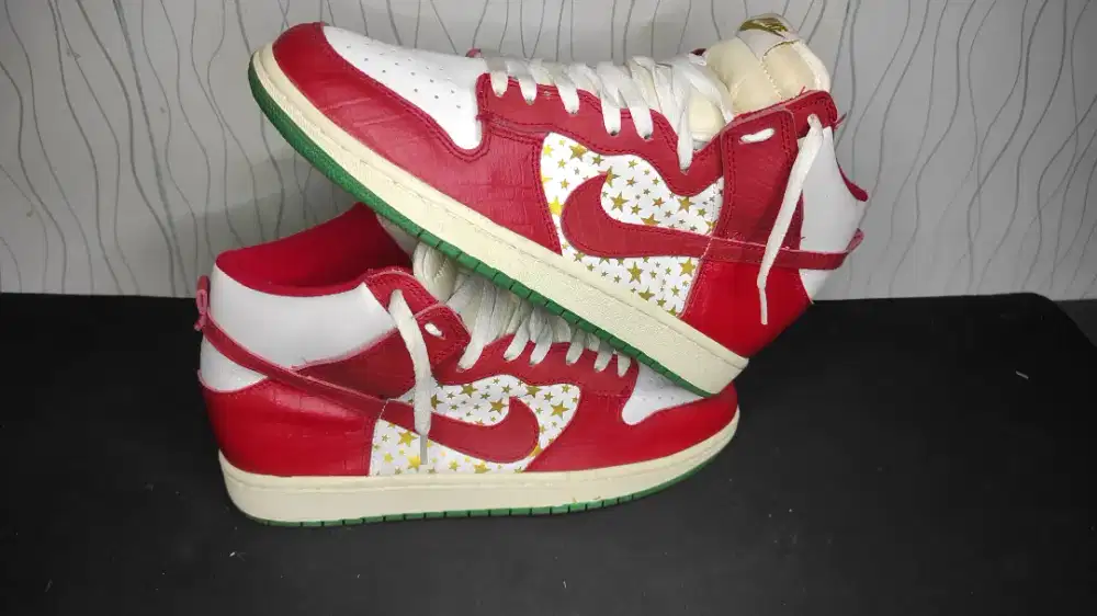 Sepatu Air Jordan Mid Red Star